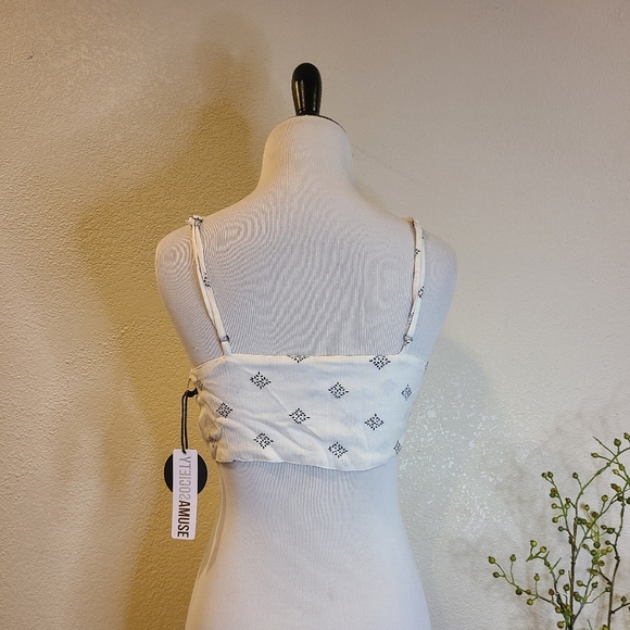 Yteicosamuse White Crop Top Front Tie Closure Size Large - Picture 3 of 8